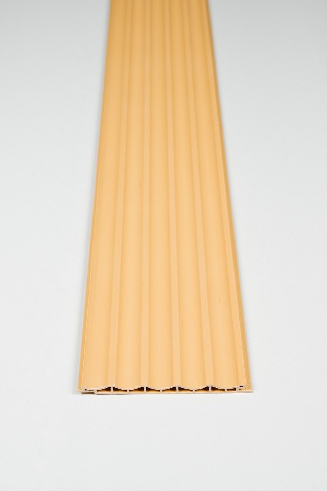 REV. Palilleria 3D PVC pintable IDR150X12-W