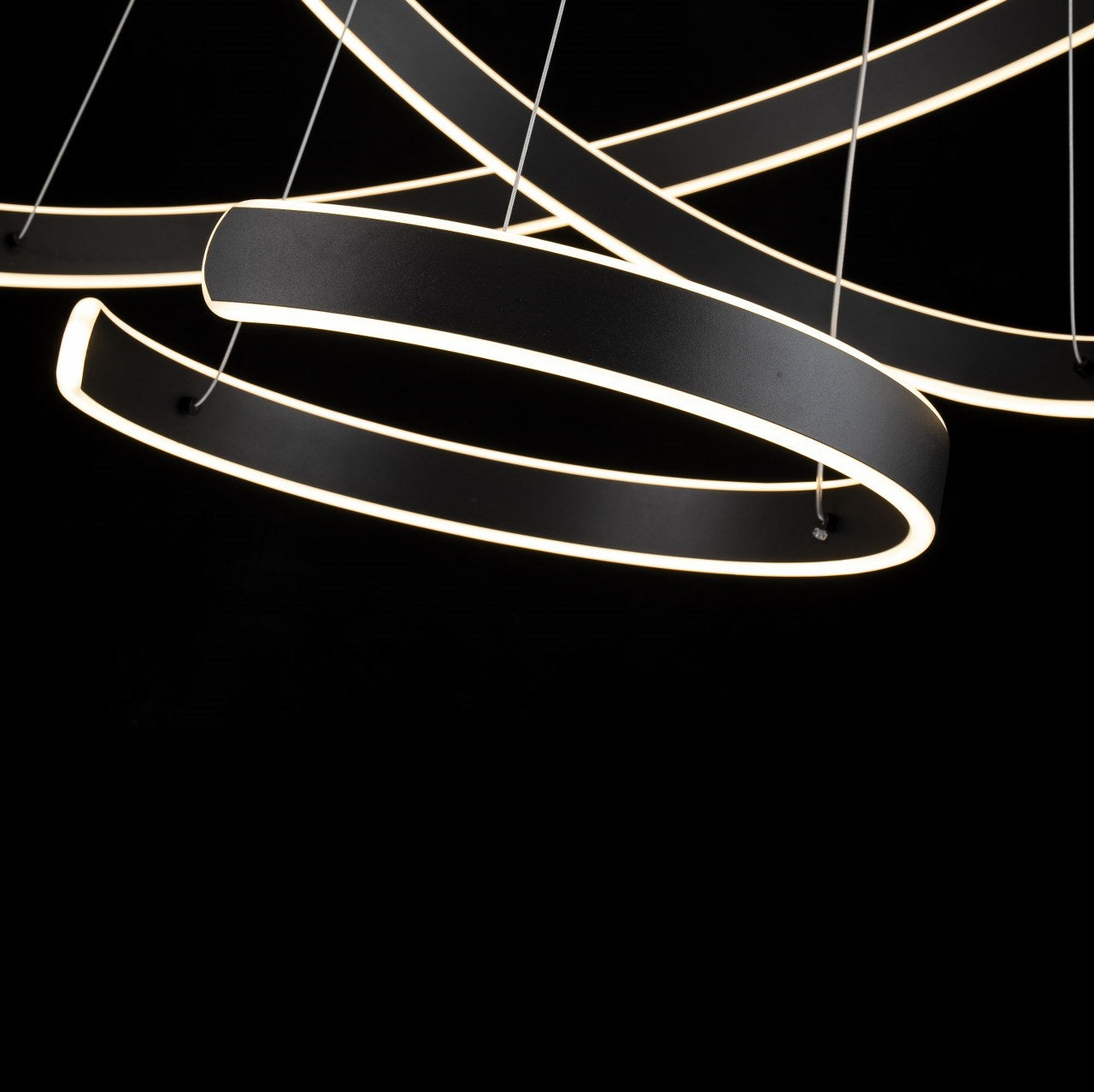 Lámpara Colgante LED Salón SATURN | Negra CCT Atenuable
