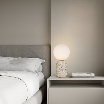 Lampara De Mesa Con Bola De Cristal De Concreto Beige