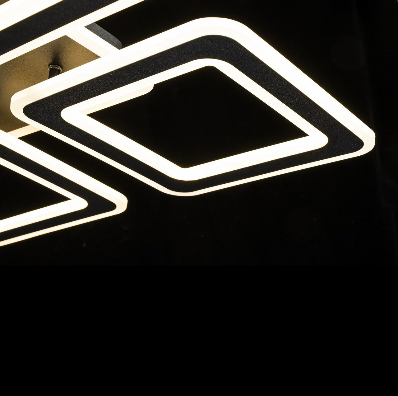 Lampara Led 4 Brazos Cuadrados Negro