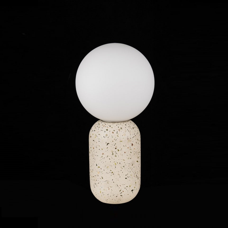 Lampara De Mesa Con Bola De Cristal De Concreto Beige