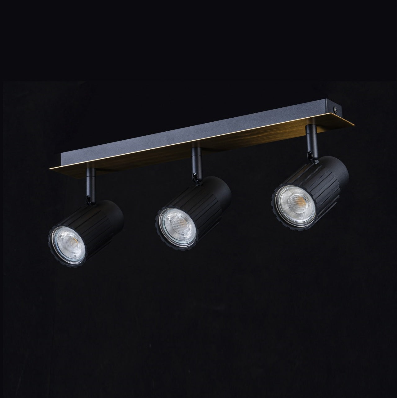 Foco de Superficie RIVOX - LP758-3WC