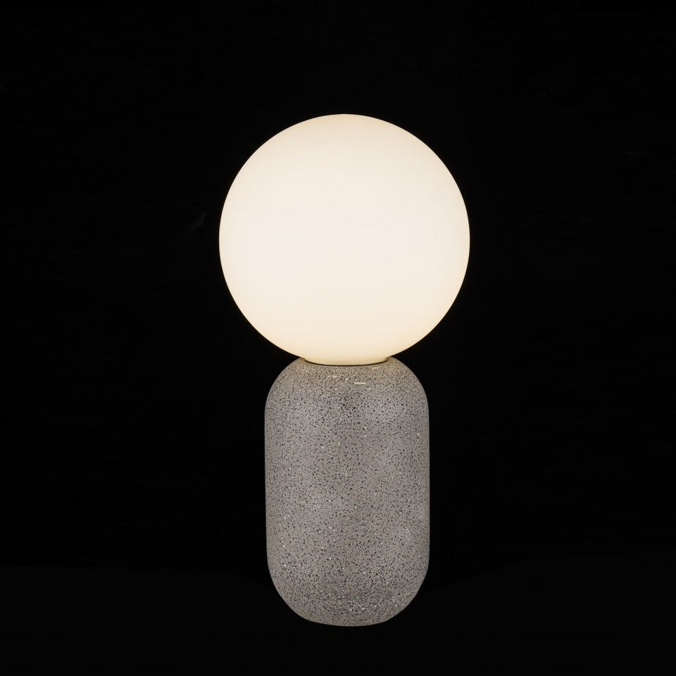 Lampara De Mesa Con Bola De Cristal De Concreto Negro