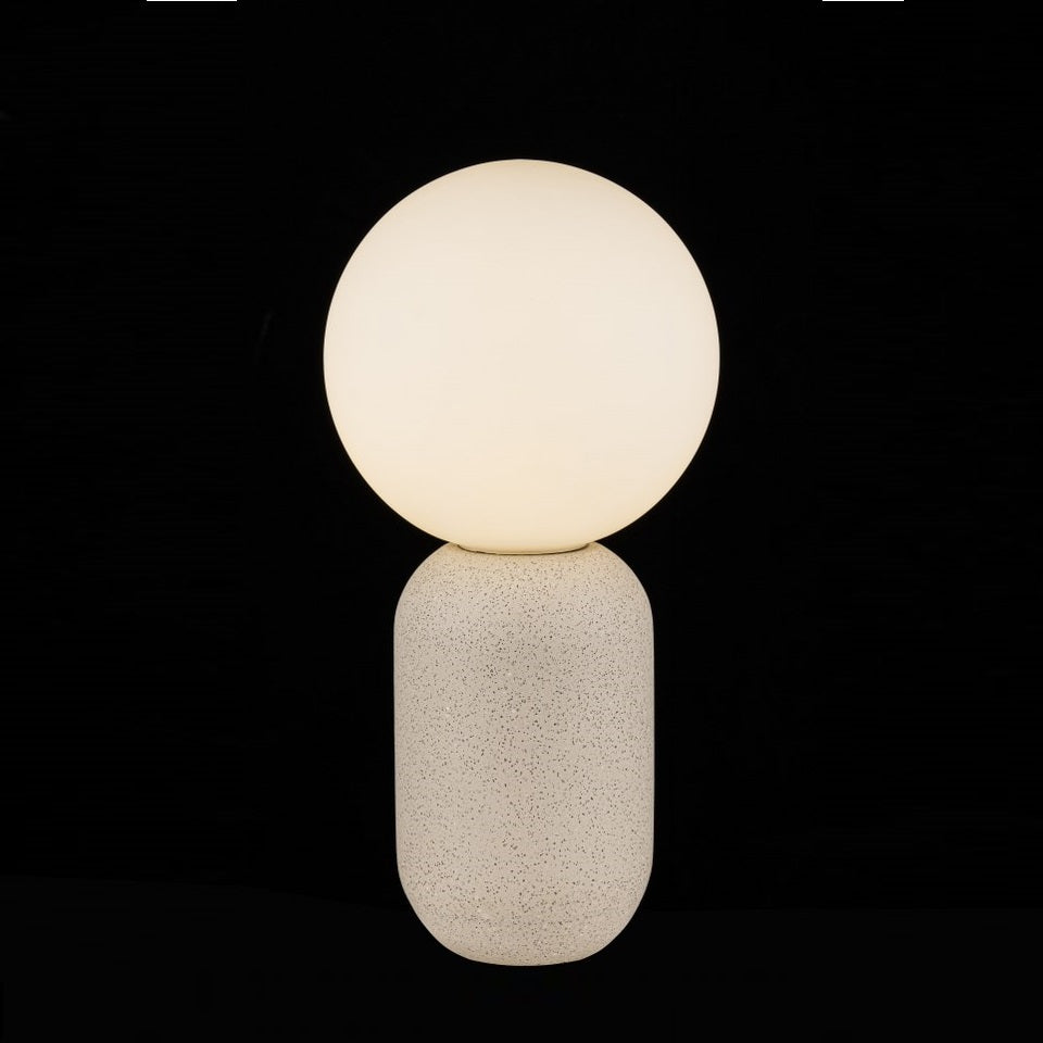 Lampara De Mesa Con Bola De Cristal De Concreto Blanco